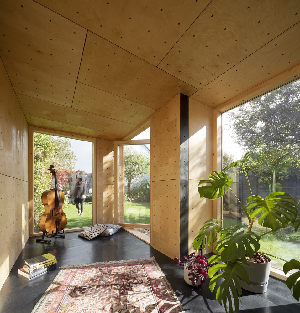 Explore 15 Houses That Get the Most Out of an Accessory Dwelling Unit (ADU) - 13691
